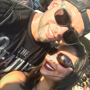 Meet your Posher, Adrian